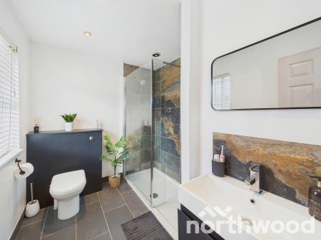 3 bedroom Detached house for sale in Bridleway Lane, Kingsnorth, Ashford, TN23