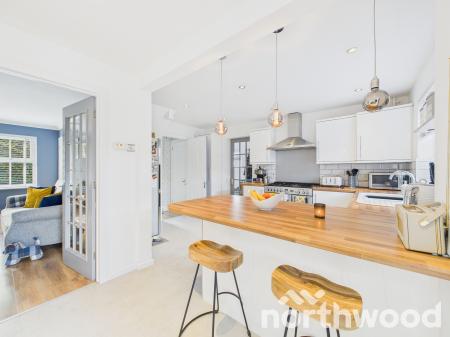 3 bedroom Detached house for sale in Bridleway Lane, Kingsnorth, Ashford, TN23