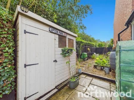 3 bedroom Detached house for sale in Bridleway Lane, Kingsnorth, Ashford, TN23