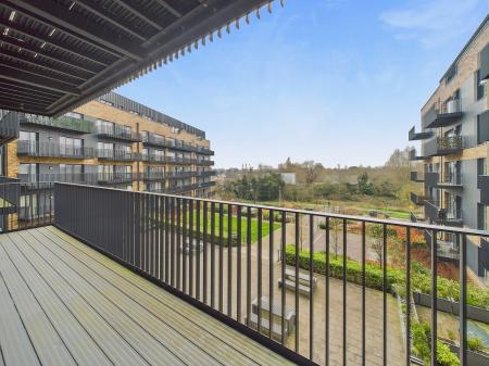 2 bedroom Apartment for sale in George Street, Victoria Point, Ashford, TN23