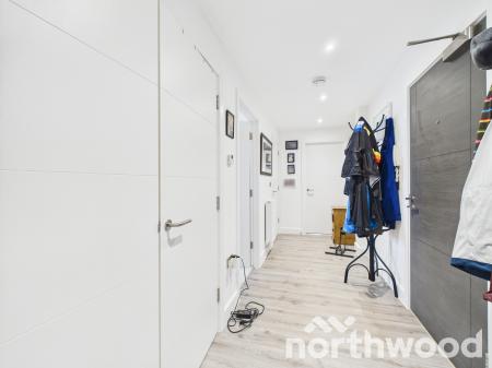 2 bedroom Penthouse for sale in George Street, Victoria Point, Ashford, TN23