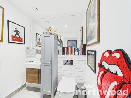 2 bedroom Penthouse for sale in George Street, Victoria Point, Ashford, TN23