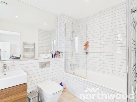 2 bedroom Penthouse for sale in George Street, Victoria Point, Ashford, TN23