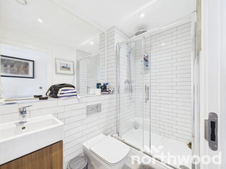 2 bedroom Penthouse for sale in George Street, Victoria Point, Ashford, TN23