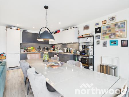 2 bedroom Penthouse for sale in George Street, Victoria Point, Ashford, TN23