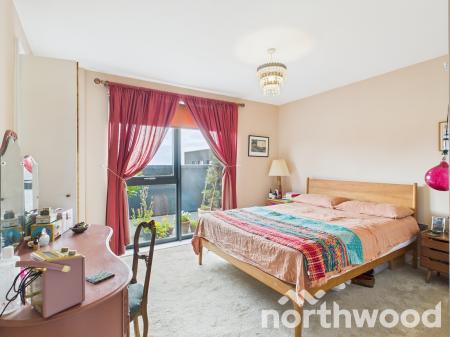 2 bedroom Penthouse for sale in George Street, Ashford, Ashford, TN23