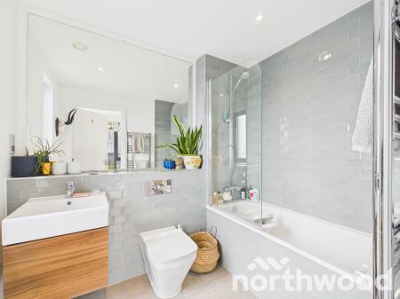 2 bedroom Penthouse for sale in George Street, Ashford, Ashford, TN23