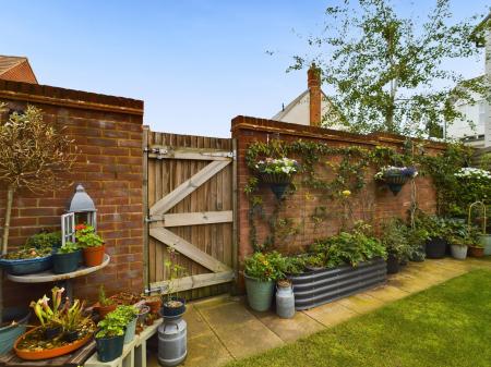 2 bedroom End of terrace house for sale in Harrier Drive, Finberry, Ashford, TN25