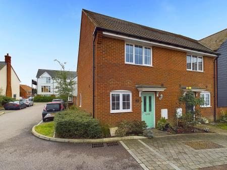 2 bedroom End of terrace house for sale in Harrier Drive, Finberry, Ashford, TN25