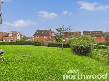 2 bedroom Apartment for sale in Hedgers Way, Chartfields, Ashford, TN23