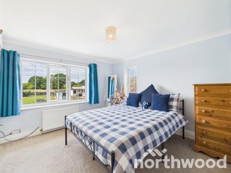 5 bedroom Semi-detached house for sale in Hurst Lane, Ashford, Ashford, TN27