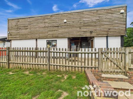 5 bedroom Semi-detached house for sale in Hurst Lane, Ashford, Ashford, TN27