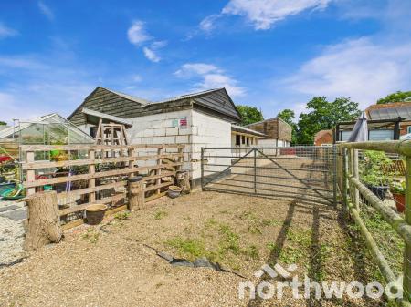 5 bedroom Semi-detached house for sale in Hurst Lane, Ashford, Ashford, TN27