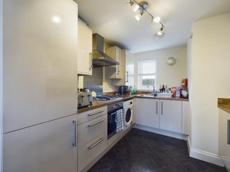 2 bedroom Flat for sale in Jack Dunbar Place, Repton Park, Ashford, TN23