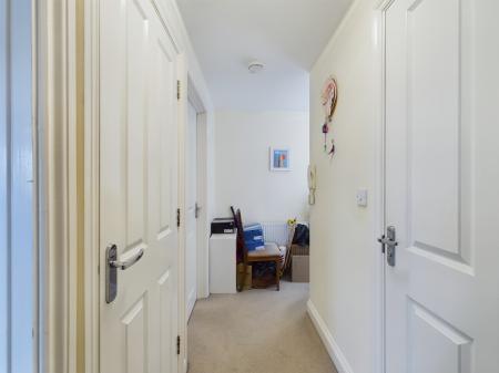 2 bedroom Flat for sale in Jack Dunbar Place, Repton Park, Ashford, TN23