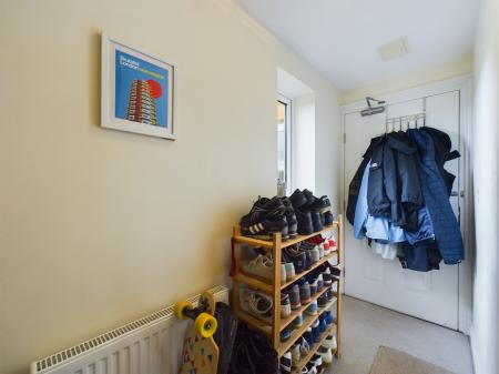 2 bedroom Flat for sale in Jack Dunbar Place, Repton Park, Ashford, TN23