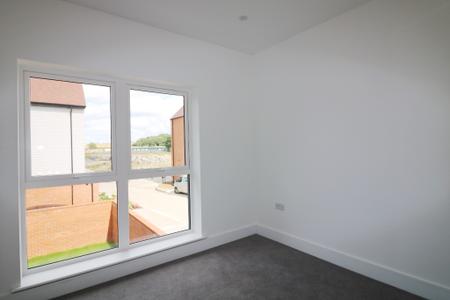 4 bedroom Detached house for sale in Lakeview Gardens, Chilmington Green, Ashford, TN23