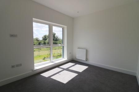 4 bedroom Detached house for sale in Lakeview Gardens, Chilmington Green, Ashford, TN23
