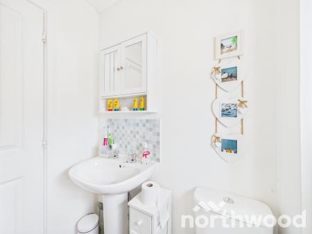 3 bedroom End of terrace house for sale in Laurence Hamilton Lane, Repton Park, Ashford, TN23