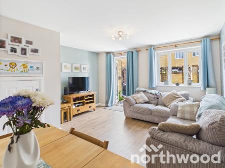 3 bedroom End of terrace house for sale in Laurence Hamilton Lane, Repton Park, Ashford, TN23