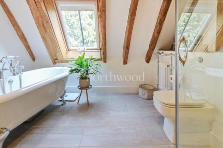5 bedroom Barn Conversion for sale in Lodge Barn, The Wickets, Willesborough, Ashford, TN24