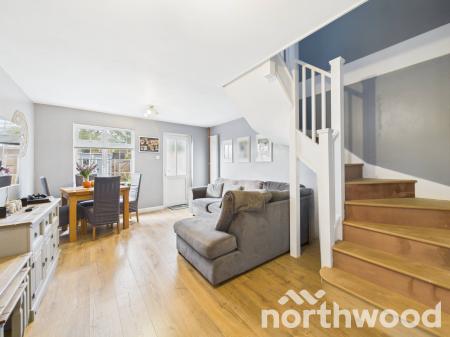 2 bedroom End of terrace house for sale in Manorfield, Singleton, Ashford, TN23