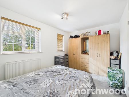 2 bedroom End of terrace house for sale in Manorfield, Singleton, Ashford, TN23