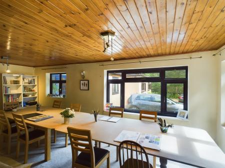 5 bedroom Bungalow for sale in Nickley Wood Road, Shadoxhurst, TN26