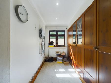 5 bedroom Bungalow for sale in Nickley Wood Road, Shadoxhurst, TN26