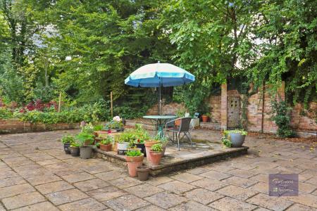 5 bedroom Bungalow for sale in Nickley Wood Road, Shadoxhurst, TN26