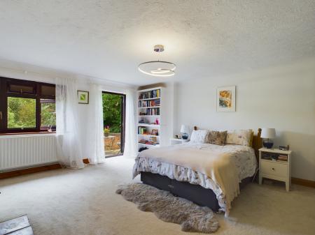 5 bedroom Bungalow for sale in Nickley Wood Road, Shadoxhurst, TN26