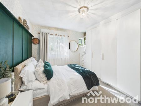 3 bedroom End of terrace house for sale in Oak Tree Road, Ashford, Ashford, TN23