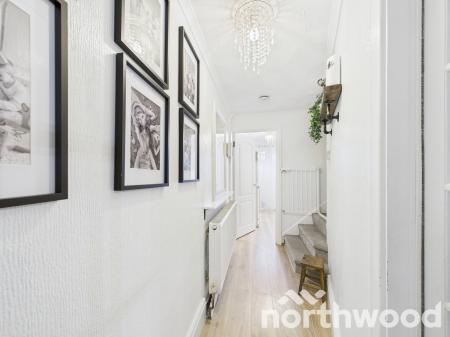 3 bedroom End of terrace house for sale in Oak Tree Road, Ashford, Ashford, TN23