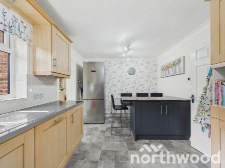 4 bedroom Link detached house for sale in Red Tree Orchard, Singleton, Ashford, TN23