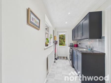 4 bedroom Link detached house for sale in Red Tree Orchard, Singleton, Ashford, TN23