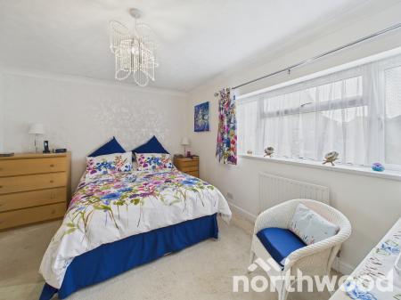 4 bedroom Link detached house for sale in Red Tree Orchard, Singleton, Ashford, TN23