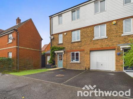 3 bedroom Semi-detached house for sale in Ribston Way, Singleton, Ashford, TN23