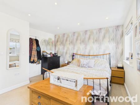 3 bedroom Semi-detached house for sale in Ribston Way, Singleton, Ashford, TN23