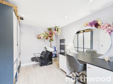 3 bedroom Semi-detached house for sale in Ribston Way, Singleton, Ashford, TN23