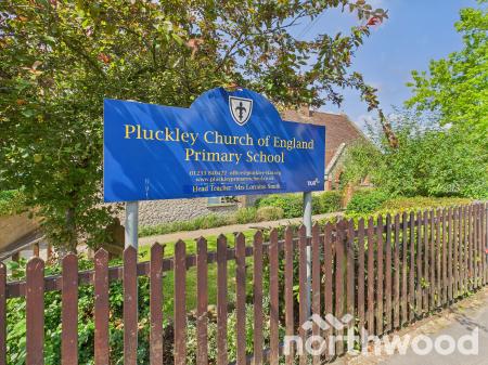 2 bedroom Semi-detached house for sale in Station Road, Pluckley, TN27