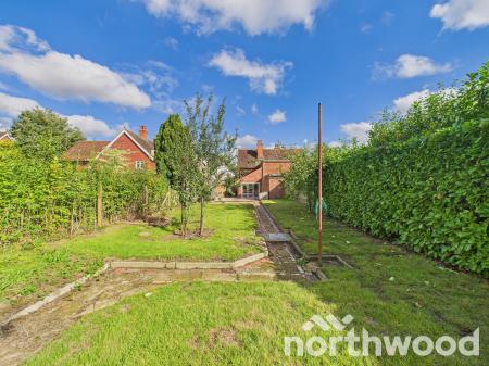2 bedroom Semi-detached house for sale in Station Road, Pluckley, TN27