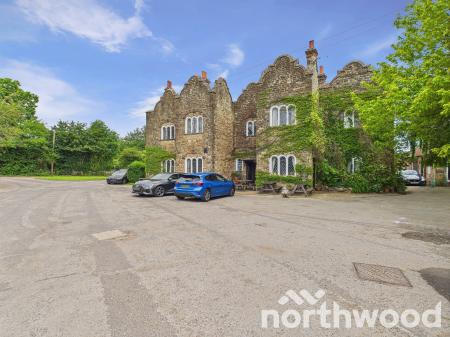 2 bedroom Semi-detached house for sale in Station Road, Pluckley, TN27
