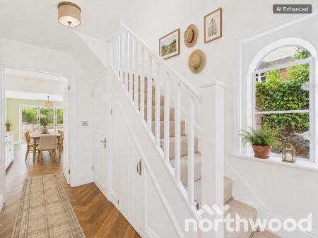 2 bedroom Semi-detached house for sale in Station Road, Pluckley, TN27