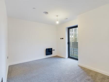 1 bedroom Studio flat for sale in Victoria Road, Ashford, TN23