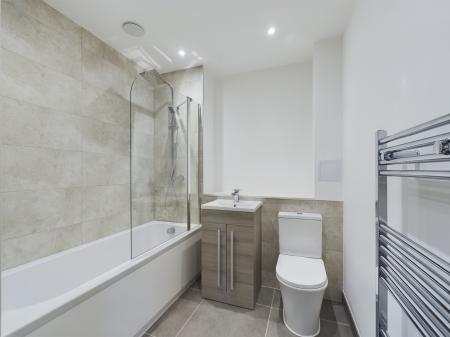 2 bedroom Flat for sale in Victoria Road, Ashford, TN23