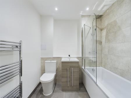 1 bedroom Flat for sale in Victoria Road, Ashford, TN23