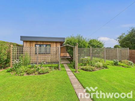 3 bedroom Bungalow for sale in Waterside Terrace, Great Chart, Ashford, TN23