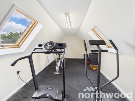 4 bedroom Bungalow for sale in Waterside Terrace, Great Chart, Ashford, TN23