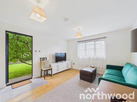 3 bedroom Bungalow for sale in Waterside Terrace, Great Chart, Ashford, TN23