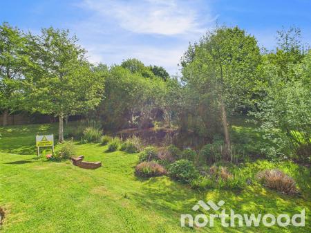 2 bedroom Flat for sale in Windsor Court, Singleton, Ashford, TN23